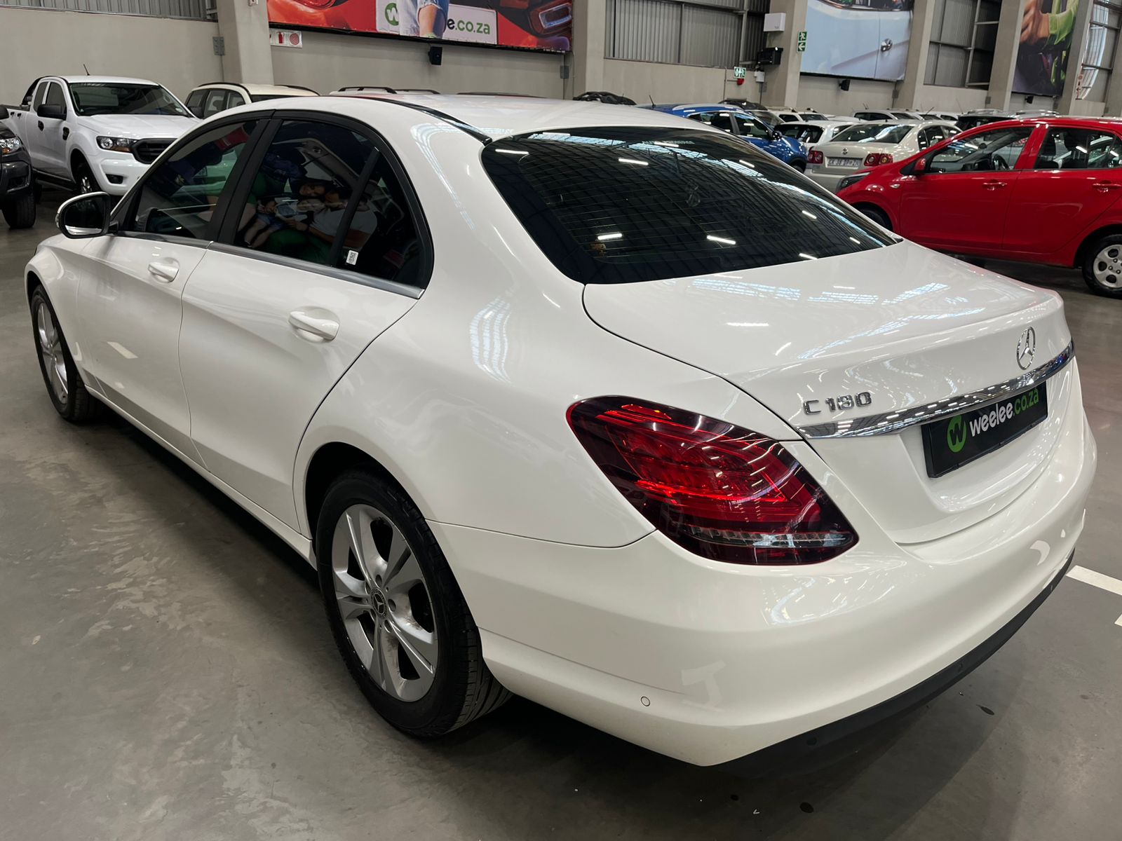 MERCEDES-BENZ C CLASS C180 A/T